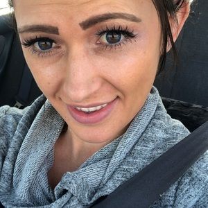 Meet your Posher, Sydney J